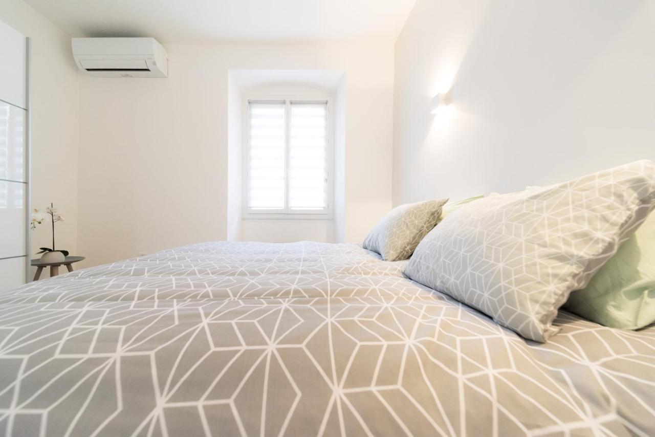 Ravissant Triplex Et Duplex Au Centre De Pont St Esprit Διαμέρισμα Εξωτερικό φωτογραφία